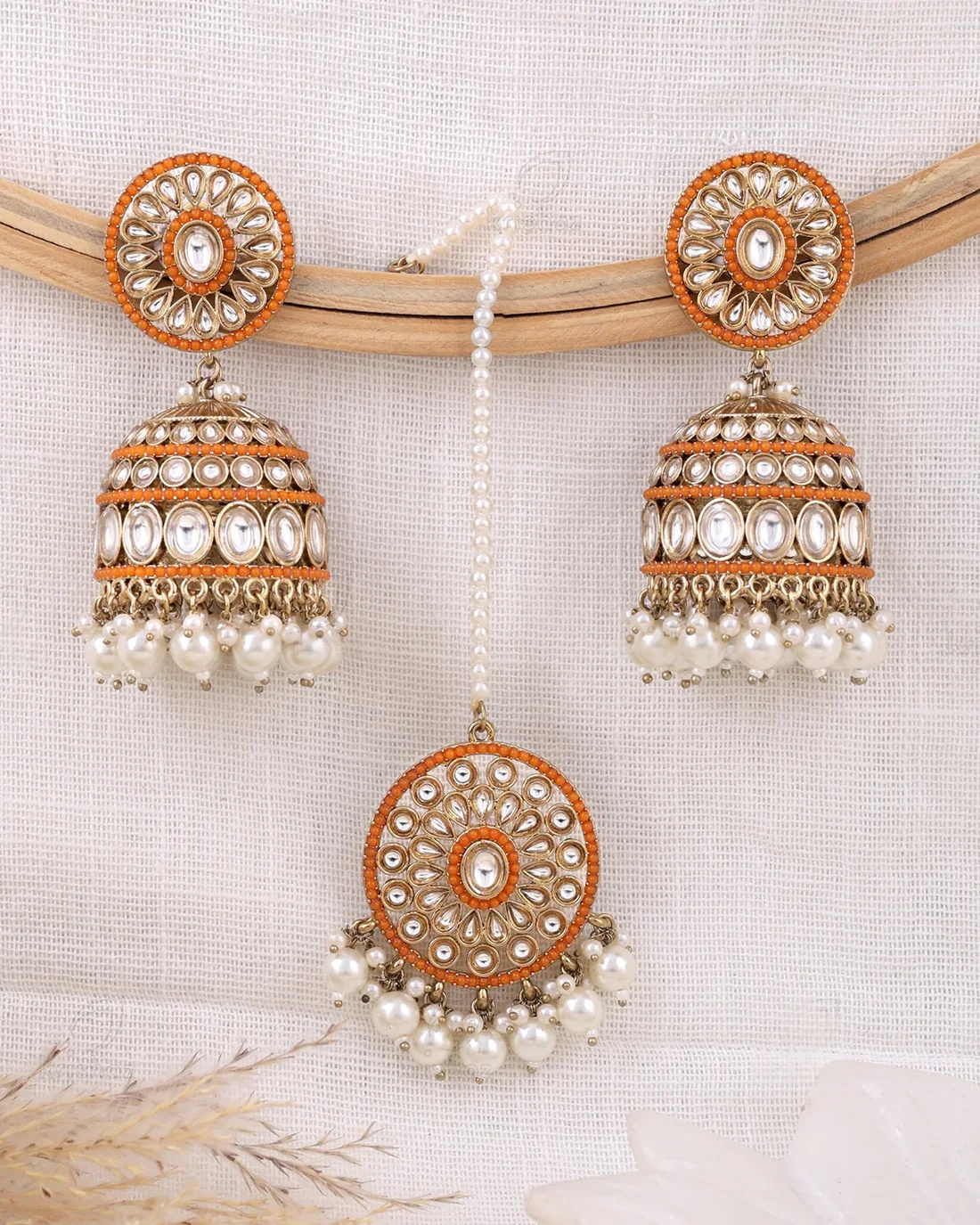 anabia pakistani kundan jhumki earrings with mangtika anabia pakistani kundan jhumki earrings with mangtika